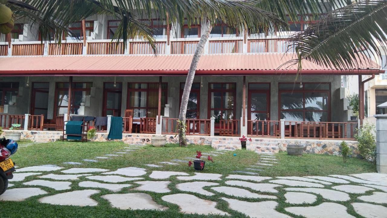 Relax Beach Resort Велигама Экстерьер фото