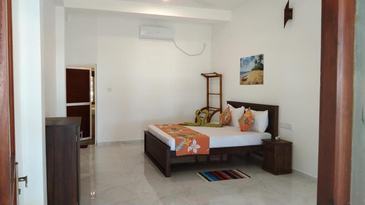 Relax Beach Resort Велигама Экстерьер фото